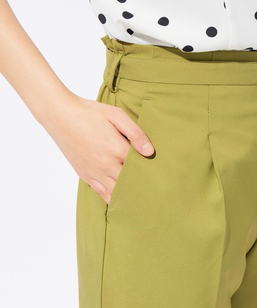 alotta(アロッタ)の「共布ベルト付ハイウエストテーパードパンツ(その他パンツ・レディース・ブラック/ライトグリーン/アイボリー・LARGE/MEDIUM/X-LARGE/XX-LARGE)」の12枚目の写真