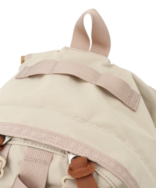 JUNRED（ジュンレッド）の「【 GREGORY / グレゴリー 】クラシック デイパック デザートサンド（バックパック/リュック・メンズ・キナリ・FREE）」の11枚目の写真