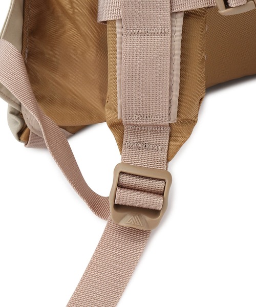 JUNRED（ジュンレッド）の「【 GREGORY / グレゴリー 】クラシック デイパック デザートサンド（バックパック/リュック・メンズ・キナリ・FREE）」の6枚目の写真