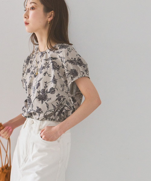 Noble（ノーブル）の「《追加》ヴィンテージフラワープリントブラウス（シャツ/ブラウス・レディース・ベージュ/ホワイト・FREE）」の2枚目の写真