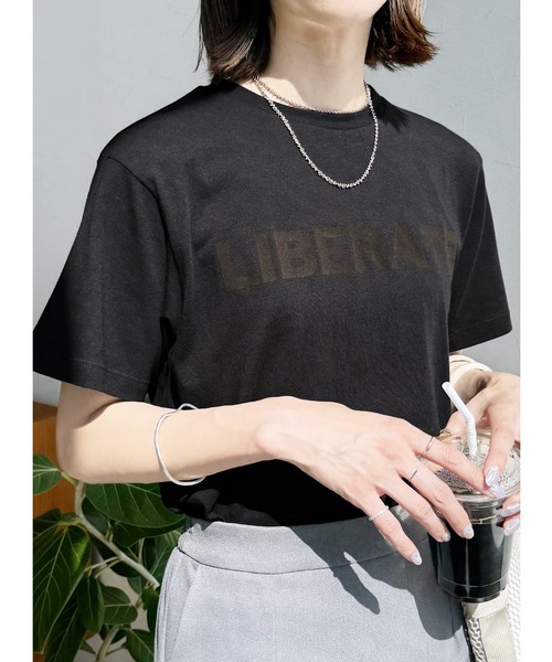 reca（レカ）の「フロッキーロゴプリントTシャツ（Tシャツ/カットソー・レディース・オフホワイト/ブラック・FREE）」の2枚目の写真