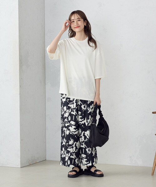 COMME CA ISM（コムサイズム）の「【オンラインストア限定】 ビッグシルエット クルーネックＴシャツ（Tシャツ/カットソー・メンズ・ホワイト/ブラック・MEDIUM/X-LARGE/LARGE）」の10枚目の写真