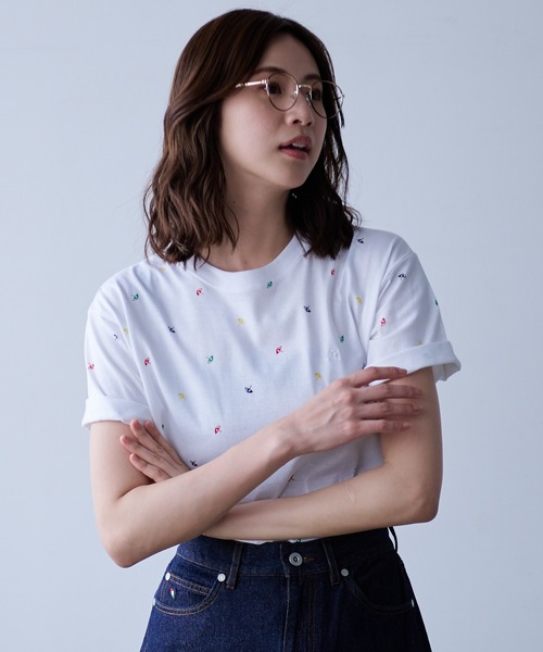 Arnold Palmer（アーノルドパーマー）の「アンブレラパターン シェア 総柄 Ｔシャツ（Tシャツ/カットソー・レディース・ホワイト系2/ホワイト系1/ネイビー系2/ネイビー系1・M/LL/L/S/XS）」の18枚目の写真