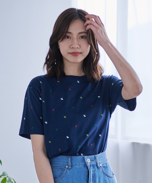 Arnold Palmer（アーノルドパーマー）の「アンブレラパターン シェア 総柄 Ｔシャツ（Tシャツ/カットソー・レディース・ホワイト系2/ホワイト系1/ネイビー系2/ネイビー系1・M/LL/L/S/XS）」の7枚目の写真