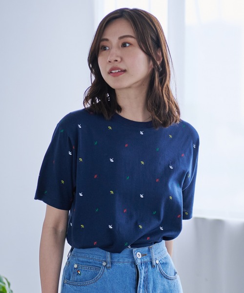 Arnold Palmer（アーノルドパーマー）の「アンブレラパターン シェア 総柄 Ｔシャツ（Tシャツ/カットソー・レディース・ホワイト系2/ホワイト系1/ネイビー系2/ネイビー系1・M/LL/L/S/XS）」の8枚目の写真