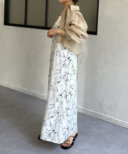 Thevon（ゼボン）の「ニュアンス柄キャミワンピース（ワンピース・レディース・オフホワイト/ブラック/オリーブ・FREE）」の5枚目の写真