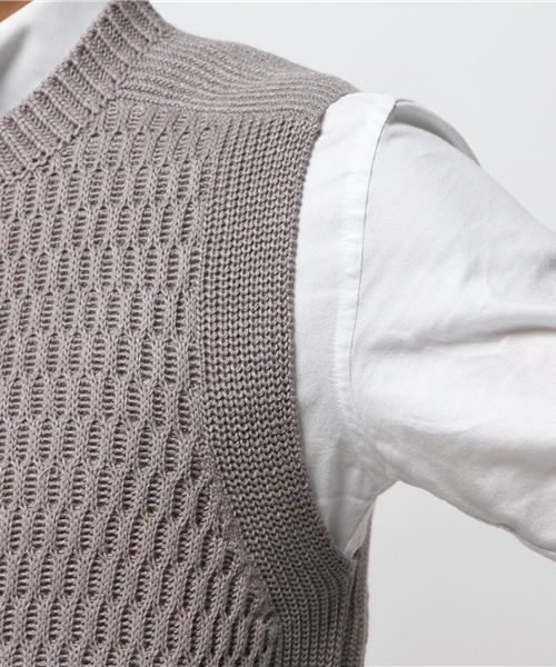EDIFICE（エディフィス）の「M.ワッフル C/N VEST（ベスト・メンズ・ネイビー/カーキ/ホワイト/チャコールグレー・46/48）」の7枚目の写真