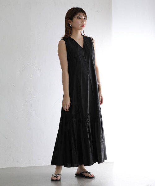 La TOTALITE(ラトータリテ)の「コットンボイルティアードワンピース(ワンピース・レディース・ブラック/ラベンダー/ライトグリーン・38/36)」の5枚目の写真