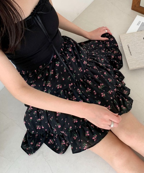 Teem Store(チームストア)の「フラワー 花柄ミニ ティアードスカート(スカート・レディース・アイボリー/ブラック・S/L/M)」の5枚目の写真
