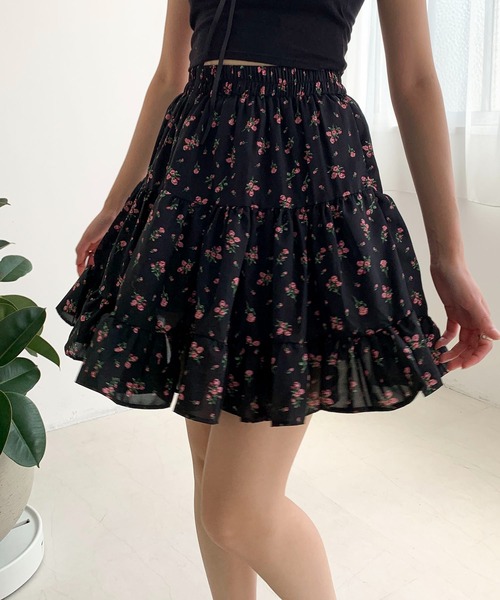Teem Store(チームストア)の「フラワー 花柄ミニ ティアードスカート(スカート・レディース・アイボリー/ブラック・S/L/M)」の7枚目の写真