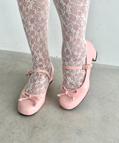 Loueme(ルエム)の「ストラップヒールバレエパンプス(パンプス・レディース・アイボリー/ピンク・23.5cm/24.5cm)」の1枚目の写真