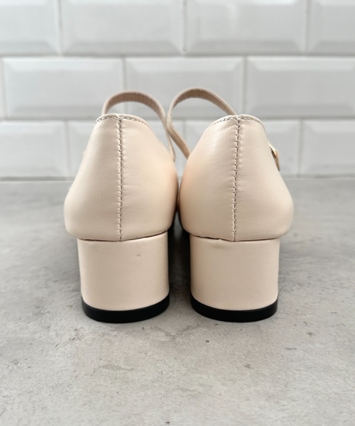 Loueme(ルエム)の「ストラップヒールバレエパンプス(パンプス・レディース・アイボリー/ピンク・23.5cm/24.5cm)」の19枚目の写真