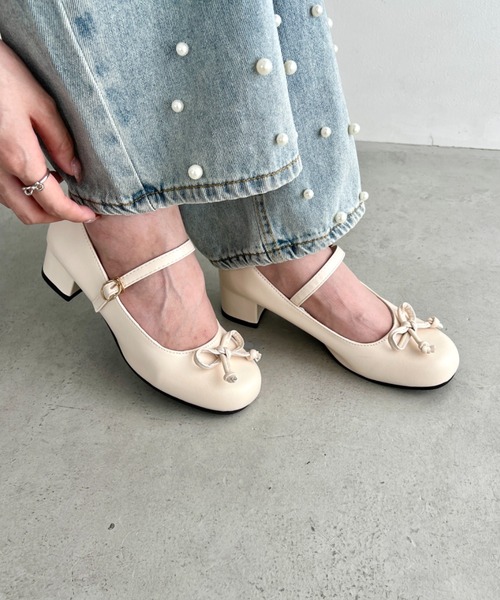 Loueme(ルエム)の「ストラップヒールバレエパンプス(パンプス・レディース・アイボリー/ピンク・23.5cm/24.5cm)」の5枚目の写真