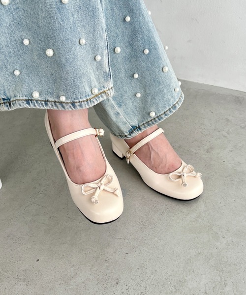 Loueme(ルエム)の「ストラップヒールバレエパンプス(パンプス・レディース・アイボリー/ピンク・23.5cm/24.5cm)」の7枚目の写真