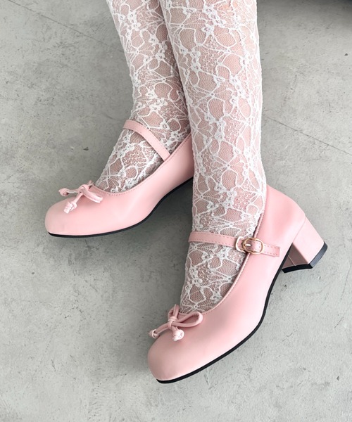 Loueme(ルエム)の「ストラップヒールバレエパンプス(パンプス・レディース・アイボリー/ピンク・23.5cm/24.5cm)」の13枚目の写真