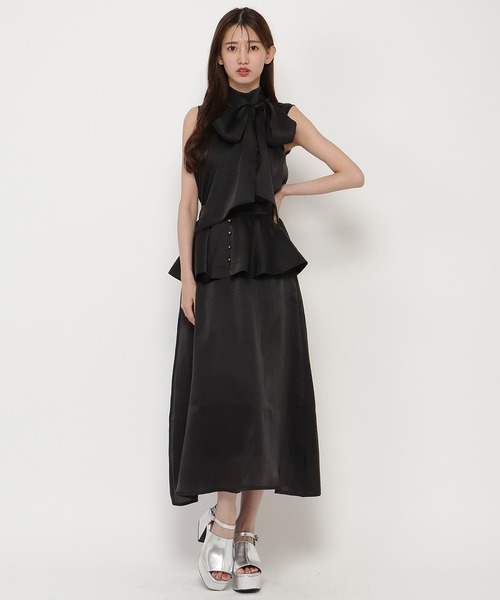 REDYAZEL（レディアゼル）の「【セットアップ可能】ボウタイノースリブラウス（シャツ/ブラウス・レディース・ブラウン/ベージュ/ブラック・FREE）」の9枚目の写真