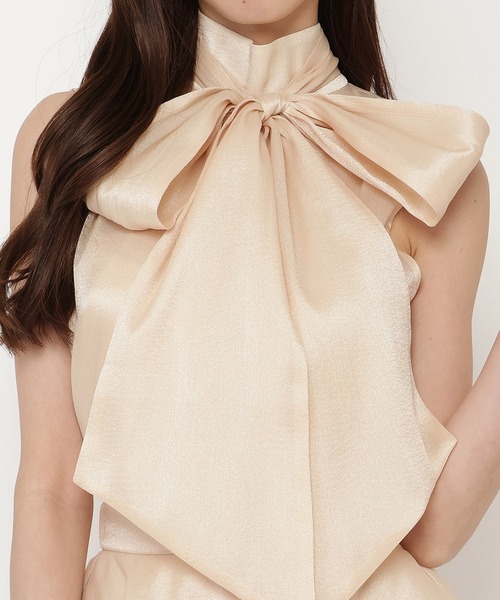 REDYAZEL（レディアゼル）の「【セットアップ可能】ボウタイノースリブラウス（シャツ/ブラウス・レディース・ブラウン/ベージュ/ブラック・FREE）」の22枚目の写真