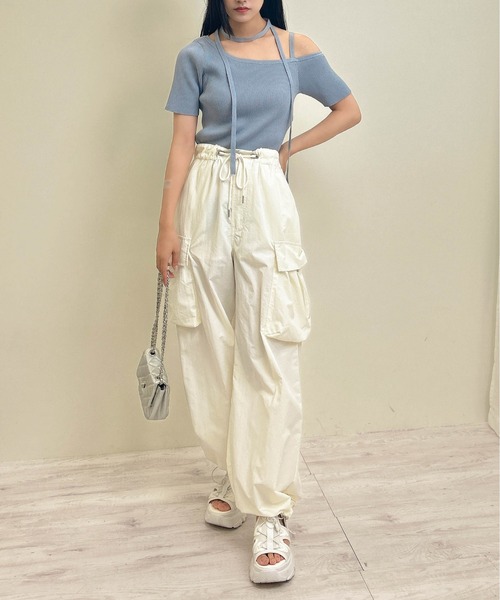 INGNI（イング）の「チョーカー付ワンショル半袖ニット（ニット/セーター・レディース・ブラック/オフホワイト/ブルー・M）」の11枚目の写真