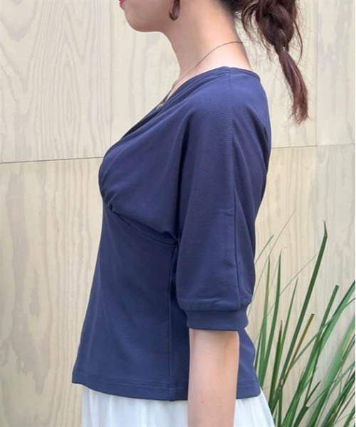 axes femme(アクシーズファム)の「ドルマン風Vネックトップス(Tシャツ/カットソー・レディース・ネイビー/ホワイト/ブラック・FREE)」の10枚目の写真