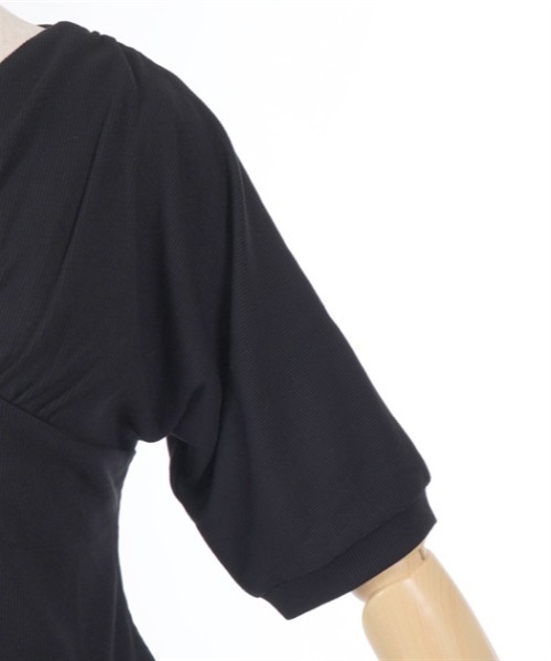 axes femme(アクシーズファム)の「ドルマン風Vネックトップス(Tシャツ/カットソー・レディース・ネイビー/ホワイト/ブラック・FREE)」の12枚目の写真