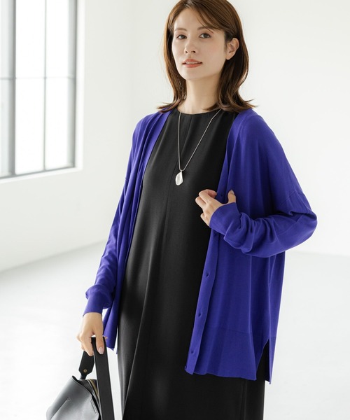 Elura（エルーラ）の「ひやっとタッチニットカーディガン/133604（カーディガン/ボレロ・レディース・ブルー/ブラック/ライトベージュ・FREE）」の3枚目の写真