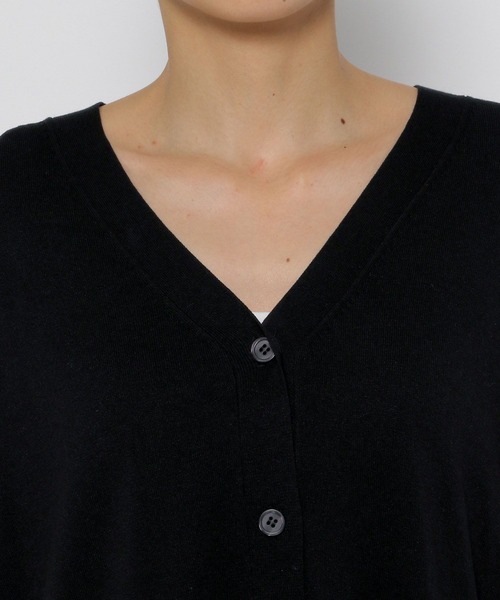 Elura（エルーラ）の「ひやっとタッチニットカーディガン/133604（カーディガン/ボレロ・レディース・ブルー/ブラック/ライトベージュ・FREE）」の11枚目の写真