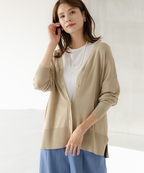 Elura（エルーラ）の「ひやっとタッチニットカーディガン/133604（カーディガン/ボレロ・レディース・ブルー/ブラック/ライトベージュ・FREE）」の4枚目の写真