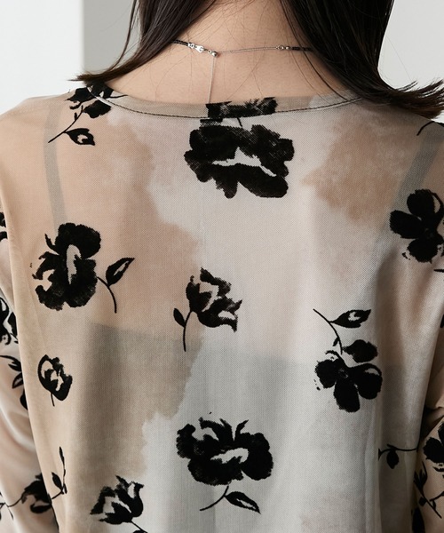 forksy.(フォルクシー)の「【forksy.】フロッキー花柄プリントプルオーバー(Tシャツ/カットソー・レディース・ベージュ/ブラウン/グレー・FREE)」の21枚目の写真