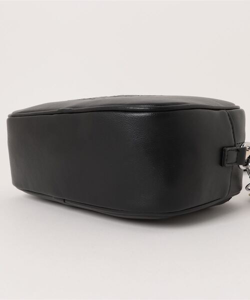 LOVETOXIC（ラブトキシック）の「エンボスショルダーバッグ（バックパック/リュック・キッズ・ブラック/シルバー/オフホワイト・FREE）」の15枚目の写真