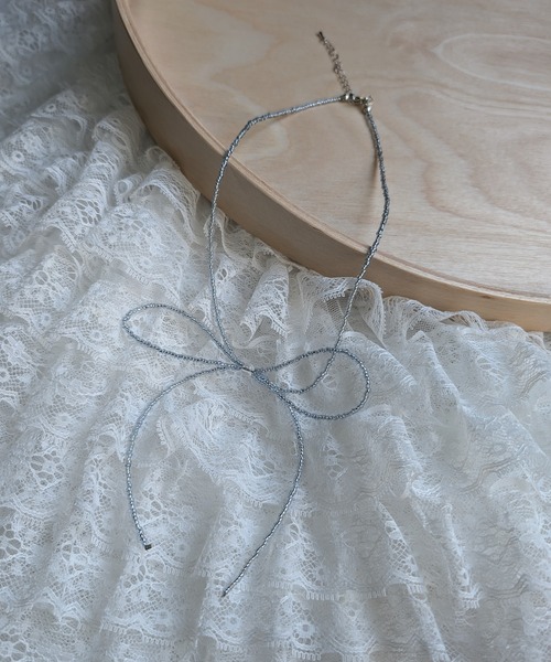 RUBY AND YOU（ルビーアンドユー）の「［select］ビーズリボンネックレス（ネックレス・レディース・ブラック/クリア/ブルー・FREE）」の3枚目の写真