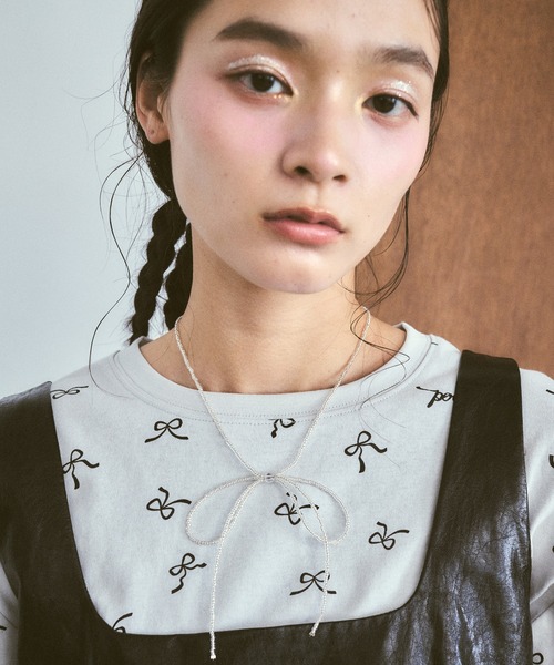 RUBY AND YOU（ルビーアンドユー）の「［select］ビーズリボンネックレス（ネックレス・レディース・ブラック/クリア/ブルー・FREE）」の6枚目の写真