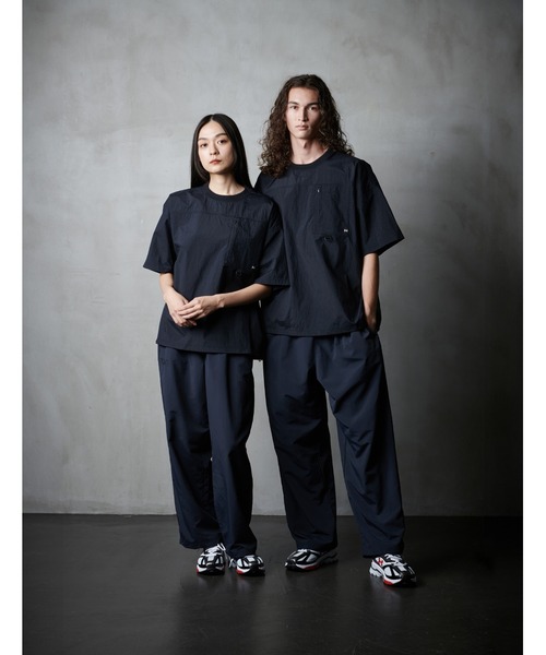 UNDER ARMOUR(アンダーアーマー)の「UAクリンクル ナイロン ショートスリーブ トップス(トレーニング/メンズ)(Tシャツ/カットソー・メンズ・ブラック・L/XL/S/2XL/M)」の9枚目の写真