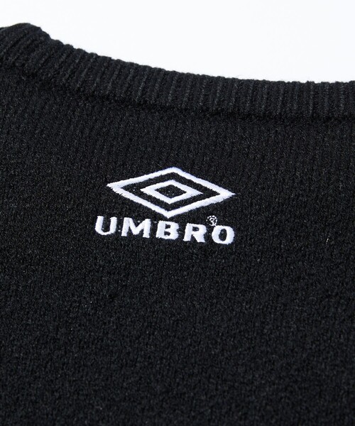 UMBRO(アンブロ)の「UMBRO/アンブロ SP BIG LOGO Knit pullover/別注 ビッグロゴ ニットプルオーバー(ニット/セーター・メンズ・ブラック/オフホワイト/ネイビー・MEDIUM/LARGE/X-LARGE)」の14枚目の写真