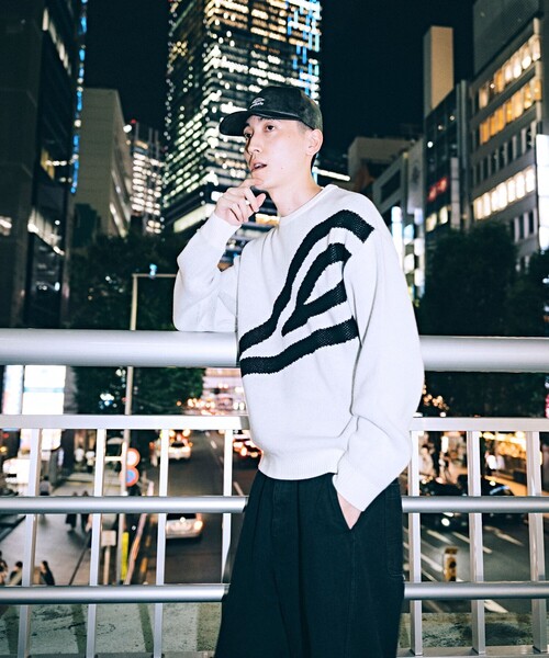 UMBRO(アンブロ)の「UMBRO/アンブロ SP BIG LOGO Knit pullover/別注 ビッグロゴ ニットプルオーバー(ニット/セーター・メンズ・ブラック/オフホワイト/ネイビー・MEDIUM/LARGE/X-LARGE)」の6枚目の写真
