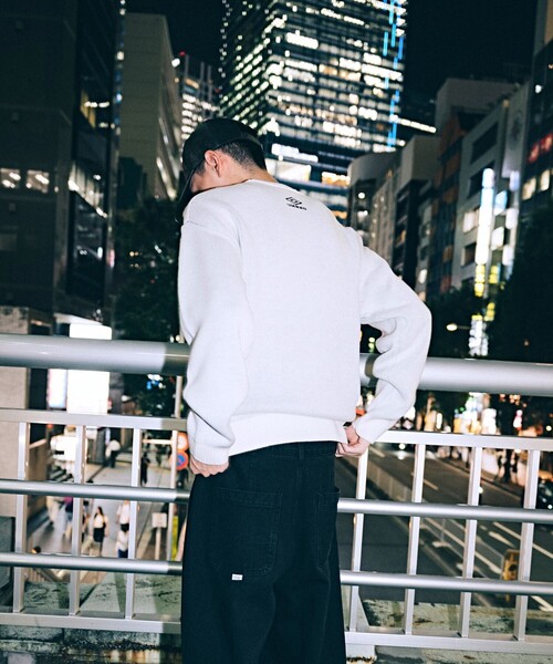 UMBRO(アンブロ)の「UMBRO/アンブロ SP BIG LOGO Knit pullover/別注 ビッグロゴ ニットプルオーバー(ニット/セーター・メンズ・ブラック/オフホワイト/ネイビー・MEDIUM/LARGE/X-LARGE)」の5枚目の写真