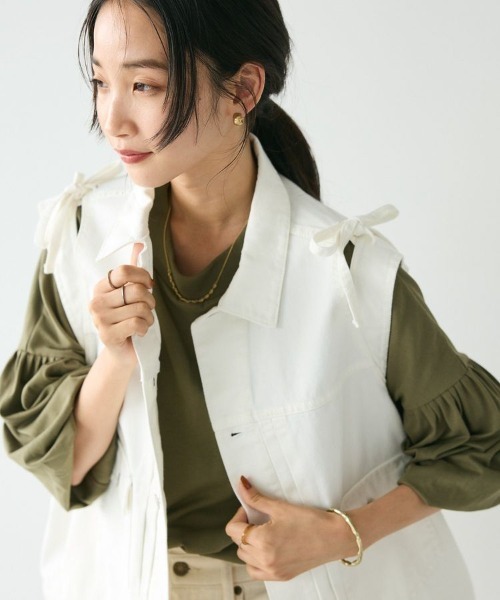 CRAFT STANDARD BOUTIQUE(クラフトスタンダードブティック)の「ホワイトデニムリボンベスト(ベスト・レディース・ホワイト・FREE)」の7枚目の写真