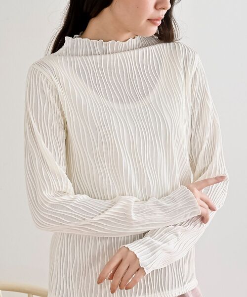 rps(アールピーエス)の「ウェーブジャガードプチハイネックカットソー(Tシャツ/カットソー・レディース・ブラック/オフホワイト/マスタード/アイボリー・フリー)」の1枚目の写真