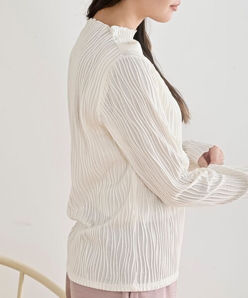 rps(アールピーエス)の「ウェーブジャガードプチハイネックカットソー(Tシャツ/カットソー・レディース・ブラック/オフホワイト/マスタード/アイボリー・フリー)」の12枚目の写真