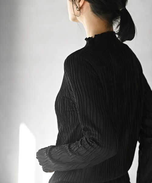 rps(アールピーエス)の「ウェーブジャガードプチハイネックカットソー(Tシャツ/カットソー・レディース・ブラック/オフホワイト/マスタード/アイボリー・フリー)」の20枚目の写真