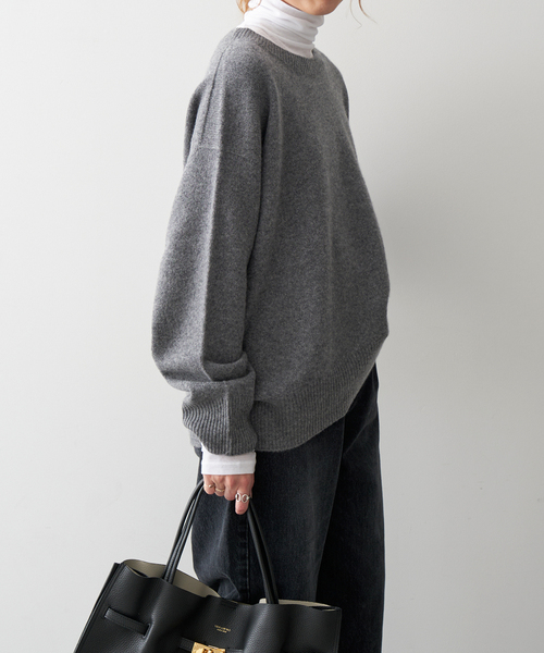 Spick & Span（スピックアンドスパン）の「ウールカシミヤ クルーネックプルオーバー（ニット/セーター・レディース・グレー/ブラック/パープル/ベージュ・FREE）」の22枚目の写真