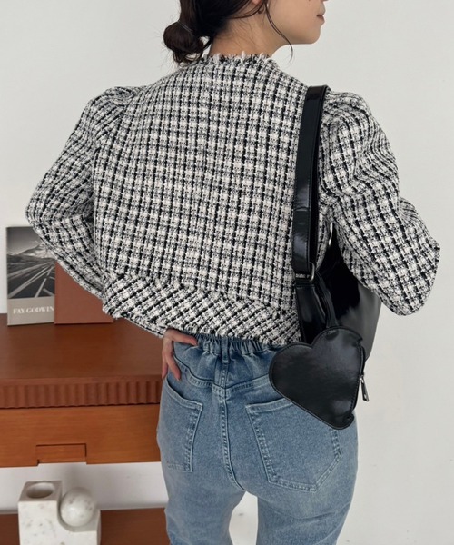 one after another NICE CLAUP(ワンアフターアナザーナイスクラップ)の「【WEB限定】ツイードジャケット(ノーカラージャケット・レディース・ブラウン/アイボリー/ブラック/ブラック系その他・FREE)」の17枚目の写真