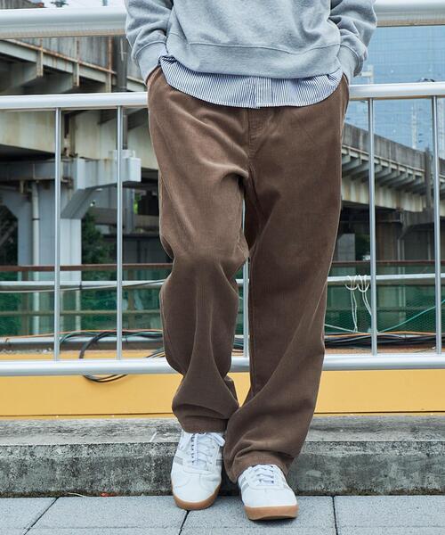 WEGO（ウィゴー）の「WEGO/コーデュロイイージーストレートパンツ（チノパンツ・メンズ・アイボリー/ブラック/ダークブラウン/ベージュ・LARGE/MEDIUM/SMALL）」の4枚目の写真