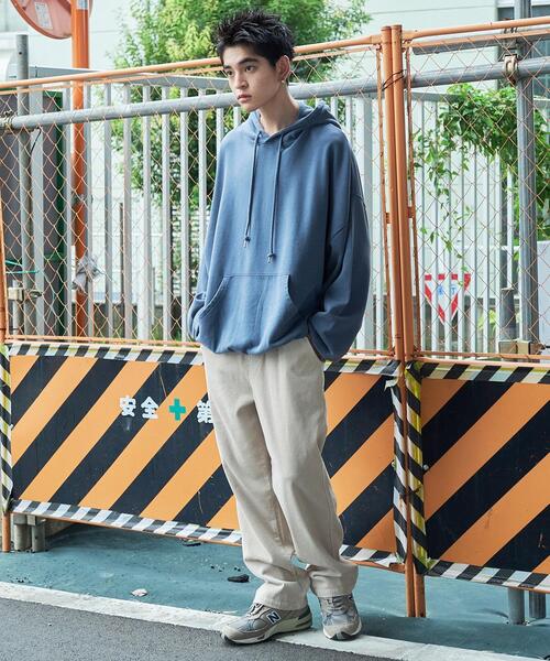 WEGO（ウィゴー）の「WEGO/コーデュロイイージーストレートパンツ（チノパンツ・メンズ・アイボリー/ブラック/ダークブラウン/ベージュ・LARGE/MEDIUM/SMALL）」の12枚目の写真