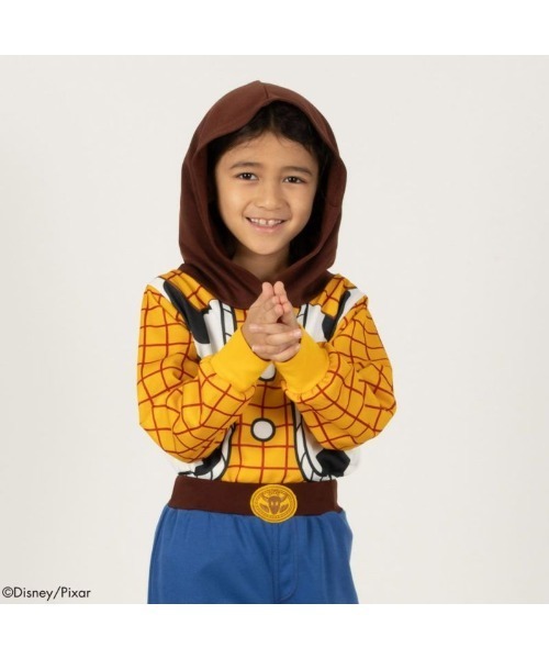 Disney(ディズニー)の「PIXAR ディズニー / ピクサー TOY STORY トイ・ストーリー ウッディ コスチューム セットアップ ハロウィン(コスチューム/パーティーグッズ・キッズ・イエロー・100/110/120/130)」の2枚目の写真