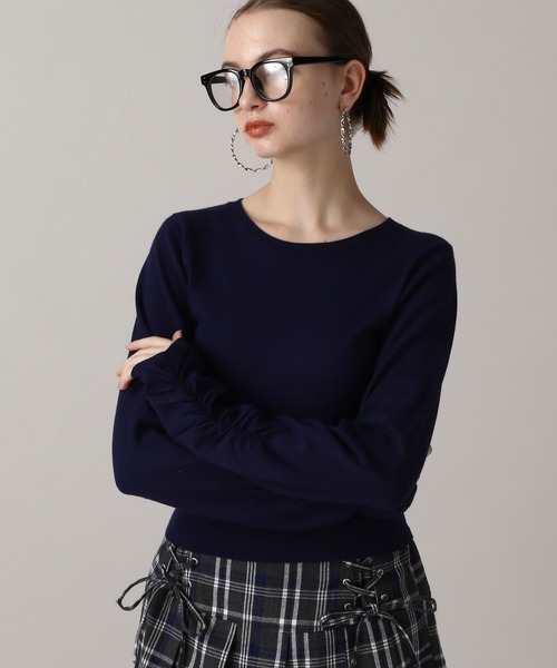 FOREVER 21（フォーエバー トゥエンティーワン）の「【2024FW】ハイゲージ袖シャーリングニット（ニット/セーター・レディース・ネイビー/レッド/ブラック/グレー・SMALL/MEDIUM）」の3枚目の写真