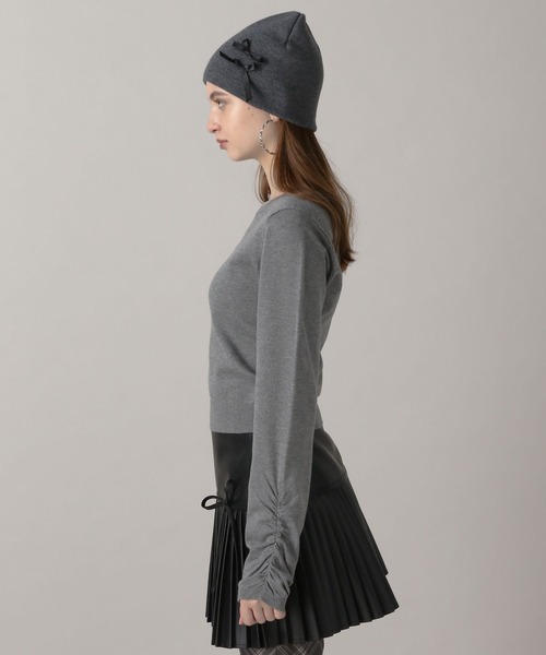 FOREVER 21（フォーエバー トゥエンティーワン）の「【2024FW】ハイゲージ袖シャーリングニット（ニット/セーター・レディース・ネイビー/レッド/ブラック/グレー・SMALL/MEDIUM）」の19枚目の写真