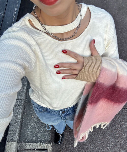 CIAOPANIC（チャオパニック）の「アンチピリングチョーカーニット（ニット/セーター・レディース・ブラック/グレー/オフホワイト/カーキ/ブルー/レッド・ONE SIZE）」の2枚目の写真