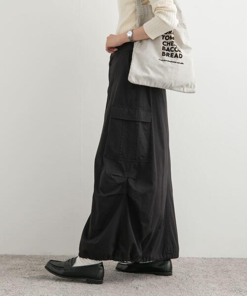 URBAN RESEARCH DOORS（アーバンリサーチドアーズ）の「ドロストカーゴスカート（スカート・レディース・ブラック/カーキ・MEDIUM）」の4枚目の写真