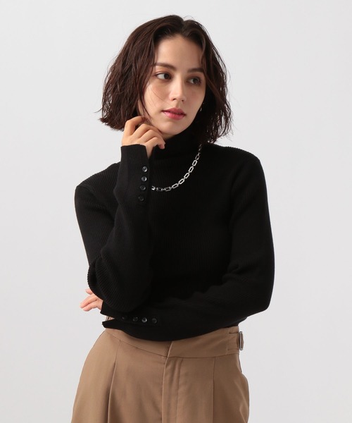 BAYFLOW（ベイフロー）の「[袖口ボタンがポイント]リブタートルニットプルオーバー（ニット/セーター・レディース・ブラック×ホワイト/レッド/ブラック/グレー・SMALL/MEDIUM）」の15枚目の写真