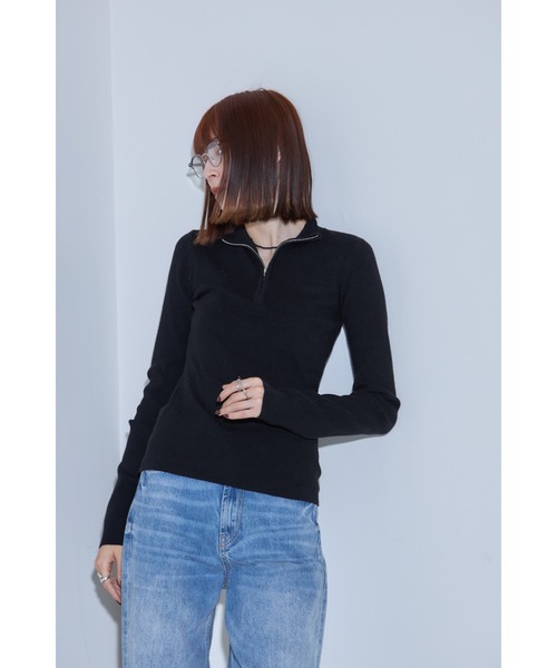 leimn(レイムン)の「フィンガーホールハーフジップリブニットポロシャツ(ニット/セーター・レディース・アイボリー/チャコールグレー/ブラック・FREE)」の3枚目の写真
